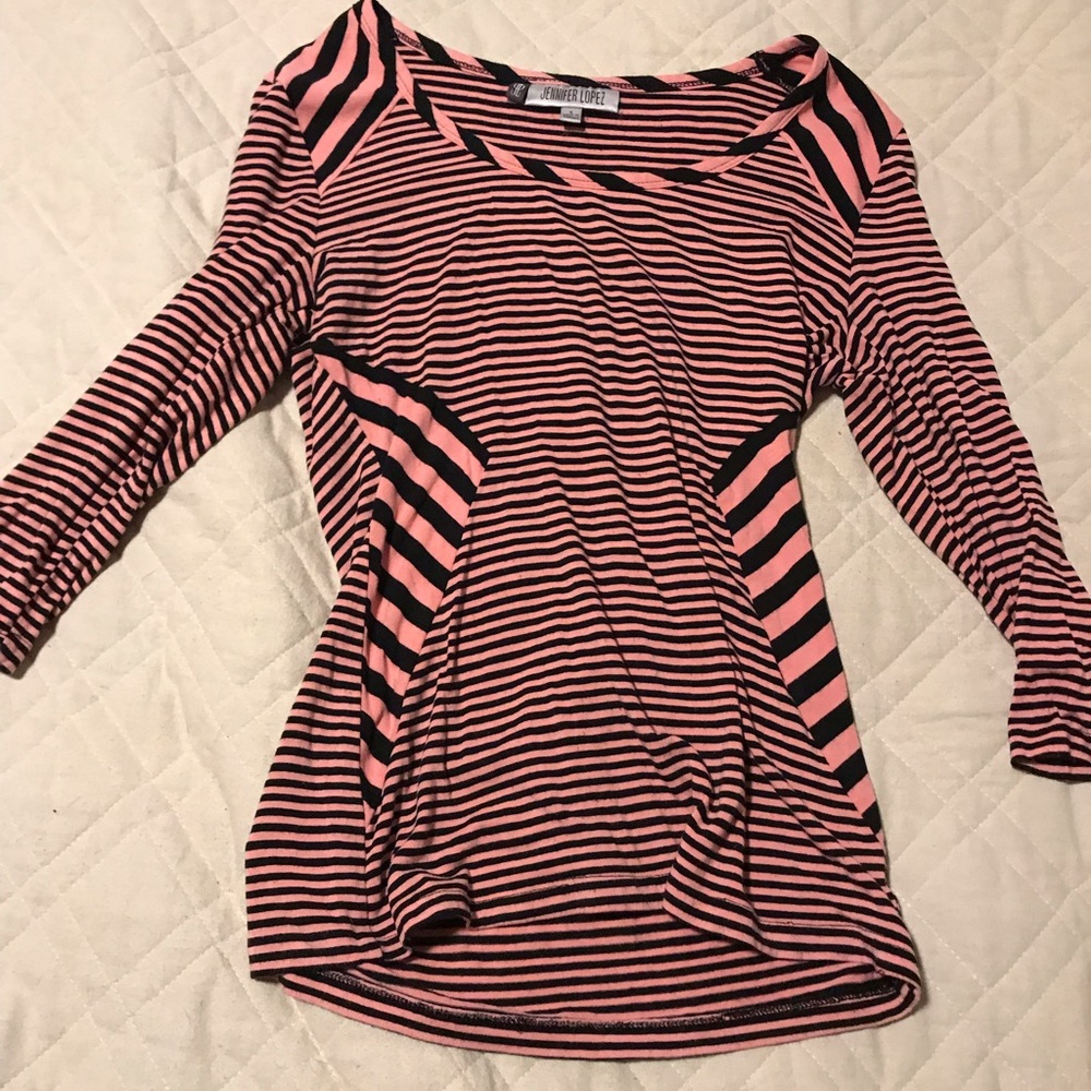 Funky Jennifer Lopez long sleeve top